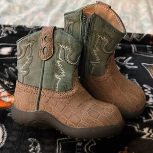 Roper Baby size 4 cowboy bootss